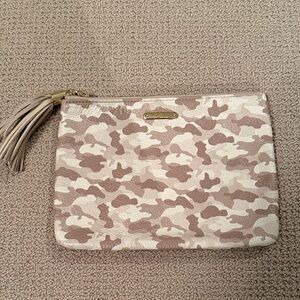 GiGi New York Tan and Cream Camouflage Clutch